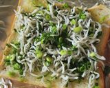 ネギたっぷり☆食パン☆チーズしらす☆朝飯作り方1写真