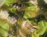 だし要らず♩いわし缶とキャベツのみそ汁作り方3写真