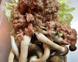 キャベツとしめじのツナサラダ作り方1写真