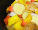 市販カレー●金曜ミルクカレー＋はちみつ作り方2写真