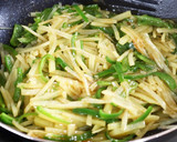 じゃがいもとピーマンの青椒肉絲風炒め作り方4写真