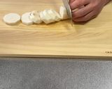 里芋と豚肉のごま味噌炒め作り方1写真