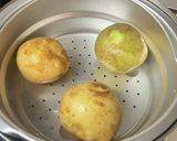 蒸すが正解！じゃがバター 塩辛添え作り方2写真