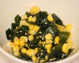 塩ラーメン風★バタコーンわかめ★おにぎり作り方1写真