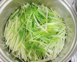 水菜とカニカマのサラダ作り方3写真