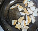 節約＆ヘルシー【鶏むね肉の梅ポンソテー】作り方3写真