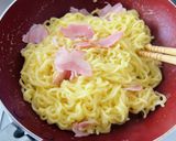 塩ラーメンでなんちゃってカルボナーラ作り方3写真