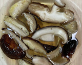 水菜と鶏肉と椎茸のほっこり薬膳風スープ作り方1写真
