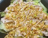 焼肉生だれで豚肉と春キャベツフライパン蒸作り方9写真