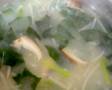 椎茸 もやし 大根 ほうれん草味噌汁^^作り方7写真