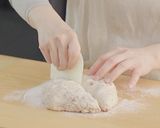 こねないクリームチーズパン作り方15写真