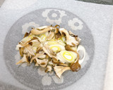 鮭と長ネギと舞茸の紙包み焼き作り方3写真