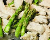 約10分で●鶏肉＆アスパラの辛マヨあえ作り方2写真