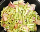 鶏もも肉と大根の煮物(調味料2つのみ)作り方2写真