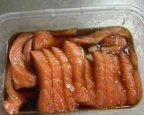 我が家の定番♪漬けサーモン丼作り方3写真