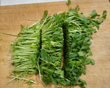 豆苗とエリンギと油揚げの炒め物作り方3写真