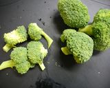 簡単！ブロッコリーとチーズのホットサラダ作り方1写真