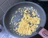 醤油ラーメン出汁に使ったもも肉でそぼろ丼作り方9写真