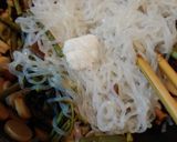 糸こんにゃくと山菜ミックスの炒め物作り方3写真