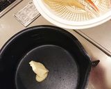 カニ爪バターガーリック焼き作り方1写真