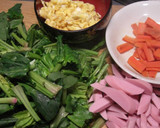 ☆ほうれん草と魚肉ソーセージの炒めもの☆作り方2写真