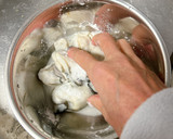 ぷっくら美味しい蒸し牡蠣で♪酢牡蠣作り方3写真