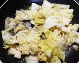 簡単★キャベツと豚こま肉の鶏ガラ炒め作り方5写真