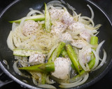 簡単！シュクメルリ鍋風炒め　小麦粉不要作り方3写真