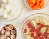 栄養満点◎コロコロ根菜の豆乳スープ作り方1写真