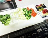 残ったミートソースで野菜炒め作り方1写真