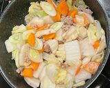 【汁物】生姜でポカポカ♪ひき肉で簡単豚汁作り方3写真