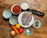 ギリシャ料理　トマト味のイカ飯作り方1写真