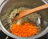 ギリシャ料理　トマト味のイカ飯作り方3写真