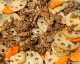 コク旨♡牛肉とれんこんのオイスター炒め作り方4写真