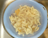 蓮根と挽き肉の味噌マヨネーズ和え作り方2写真