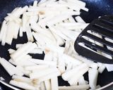 5分で簡単♪長芋の梅じゃこ炒め作り方3写真