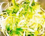 ネギまみれ！甘辛カリカリ豚のおつまみ作り方2写真