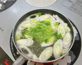 三つ葉と長ネギの鶏ガラ生姜スープ作り方3写真