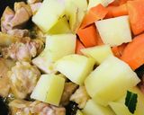 レトルト活用●鶏肉と人参＆馬鈴薯のカレー作り方2写真