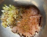 鶏と大根のハンバーグ　インゲンのあんかけ作り方1写真