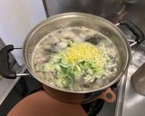 豚もつ煮（煮卵入り）作り方2写真