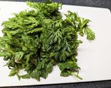 1分炒めて完成！春菊のバターいしる炒め作り方2写真