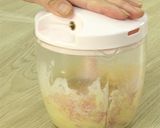 いちごパウダーでお手軽♡いちごの生チョコ作り方3写真