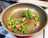 春菊サラダのようなペペロンチーノ風パスタ作り方6写真