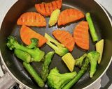オープンオムレツ⑩とろりチーズと焼き野菜作り方3写真