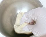手ごね5分♬もちふわ米粉入り丸パン作り方10写真