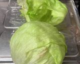 無水で蒸したレタス。作り方1写真