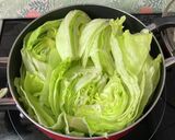 無水で蒸したレタス。作り方3写真