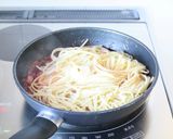 パンチェッタで、濃厚な【大人味ナポリタン作り方6写真