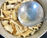 薄揚げと舞茸のお吸い物作り方4写真